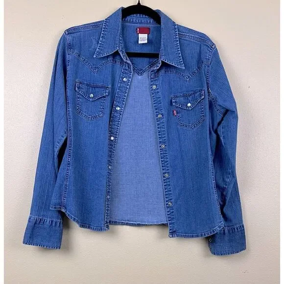 Levi's Tops Shirt Blue Denim Button-Up Size L - Picture 2 of 8